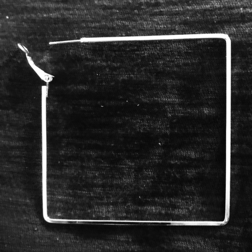 💗 Silver Large Square Hoop Earrings NEW - Picture 5 of 7